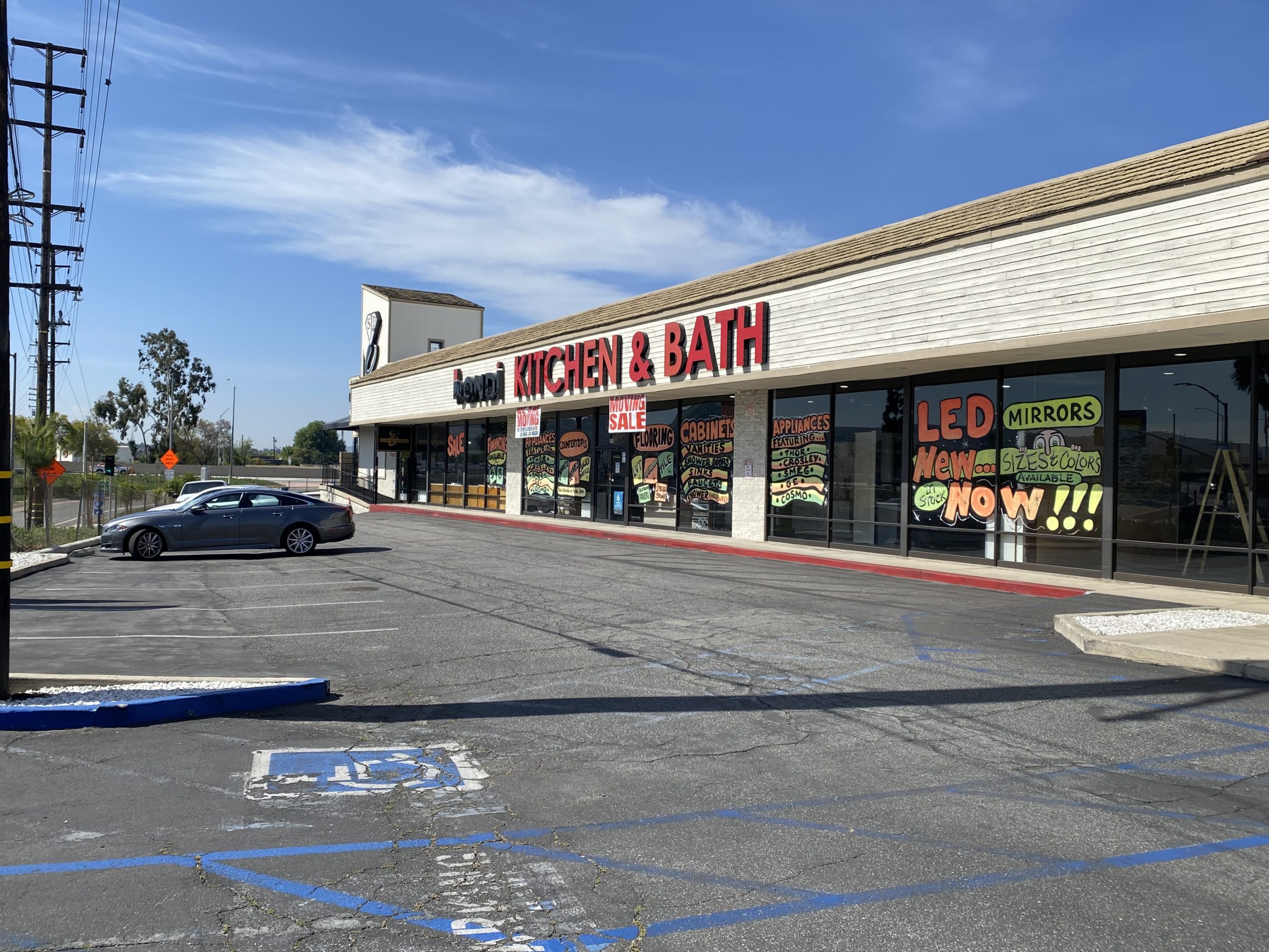 Retail Space with 10 Freeway Exposure & Signage
