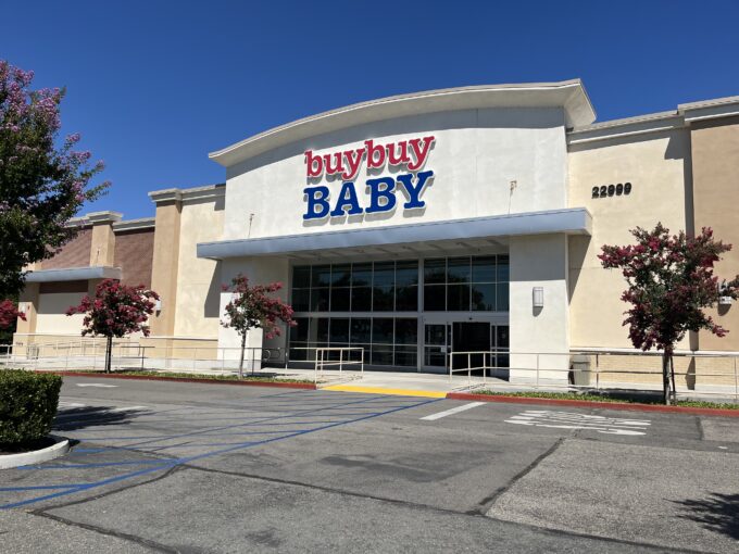 For Sale or Lease- 25K SF Retail Building in Yorba Linda